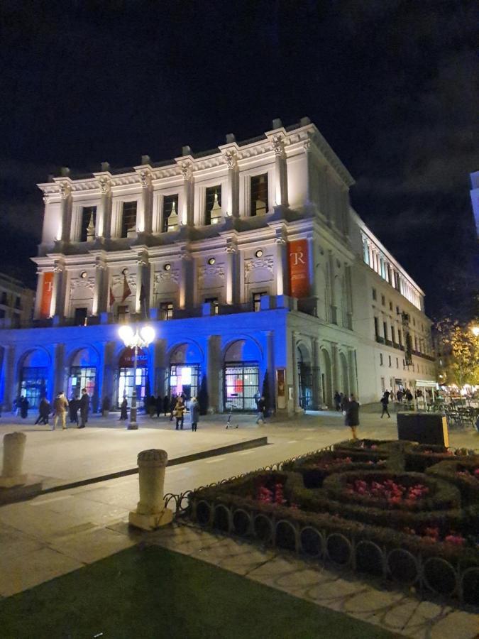 Centro Madrid. Plaza Mayor. Puerta Del Sol. Opera. Exterior foto